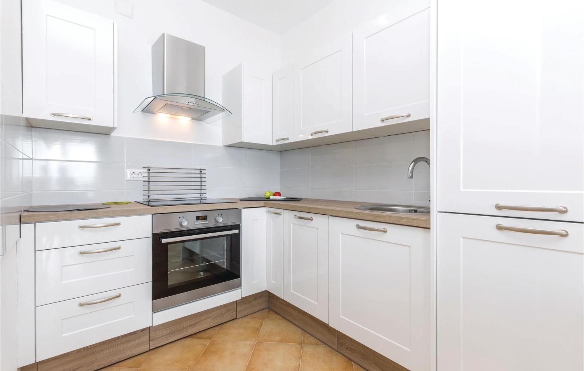 Cozy Apartment In Crikvenica With House Sea View المظهر الخارجي الصورة